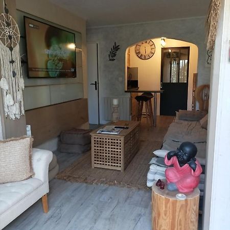 Escapade Cocooning Residence Avec Piscine/Tennis Fréjus Exteriör bild