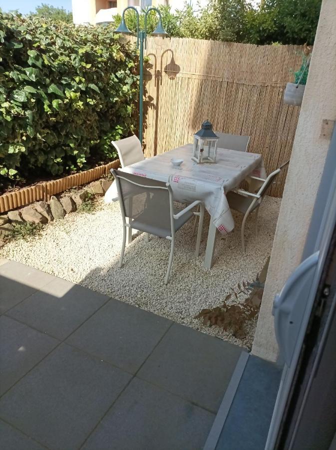 Escapade Cocooning Residence Avec Piscine/Tennis Fréjus Exteriör bild